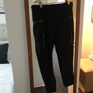 Athleta Black Leggings with Zipper Pockets
